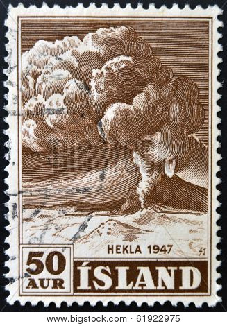 ICELAND - CIRCA 1948: A stamp printed in Iceland shows Volcano Hekla 1948 circa 1947