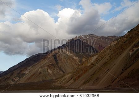 Cajon del Maipo canyon and Embalse El Yeso, Andes