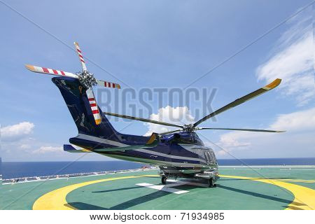helicopter parking landing on offshore platform