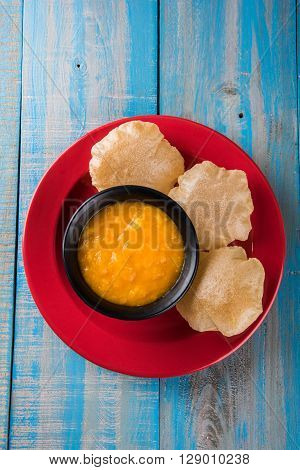 Aamras or Aam Ras Puri: Puri which is an indian fried small bread and alphonso mango pulp is a popular lunch especially during Padwa, the Marathi new year, maharashtrian lunch/dinner menu