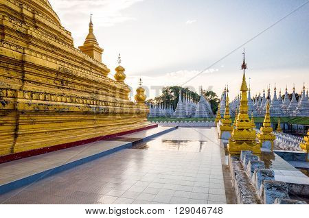 Myanmar Mandalay the Kuthodaw Paya temple known olso as 'the world's biggest book'.