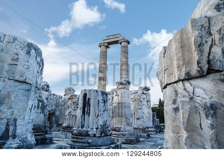 Apollon Temple View