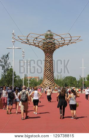 MILAN, ITALY - JUNE 29 1015: people walking to Albero della Vita at Expo 2015 in Milan symbol of Italy at the exhibition
