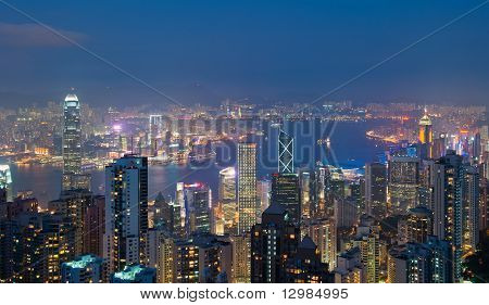 Hong Kong v noci, pohled z Victoria Peak