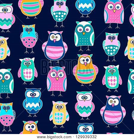 Seamless pattern with hand drawn doodle owls. Cute background for kids. Vector pattern. Bright colors - yellow orange pink blue green.