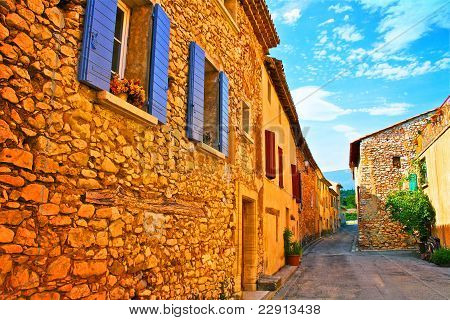 Náves ve francouzské Provence