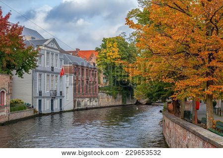 Bruges, Belgium - October 13, 2015: Scenic City View Of Bruges, Belgium, Canal Spiegelrei With Beaut