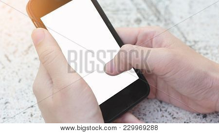 People Are Using A Mobile Phone To Buy A Product. And Contact Friends Online.people Use Mobile Phone