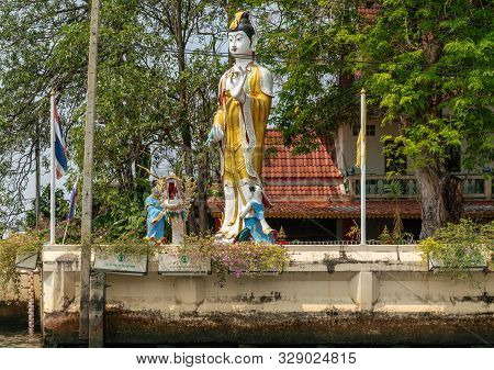Bangkok City, Thailand - March 17, 2019: Bangkok Noi Canal. Guan Yin Goddess And Bodhisattva Colorfu