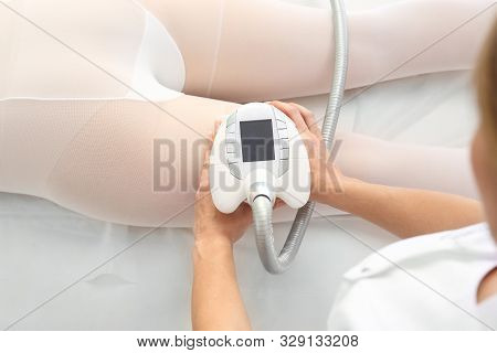 Endermology, Vacuum Massage Using The Head. Slimming Treatment For Thighs And Buttocks