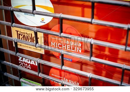 Barcelona, Spain - Nov 14, 2017: Recomendado En La Guia Michelin Conde Nast Traveler, Repsol Selecti