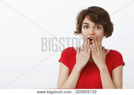 Close-up Surprised Impressed Attractive Enthusiastic Woman Short Pixie Haircut Gasping Drop Jaw Amaz