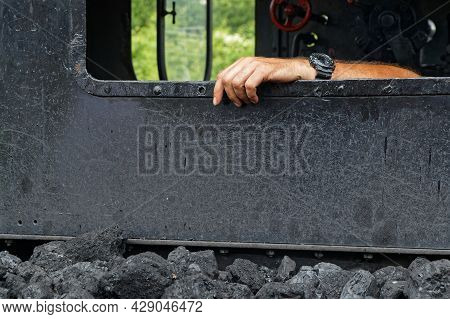 Neuf-brisach, France, June 27, 2021 : Tender And Hand Of One Of The Volunteers That Operates Old Ste