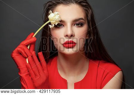 Fashion Model Red Image & Photo (Free Trial) | Bigstock