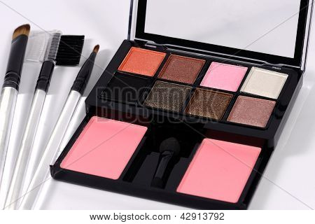 Strumento trucco