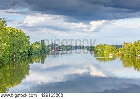 Picture Of The Skyline Of Frankfurt Am Main Taken From A Great Distance From The Main Lock Eddershei