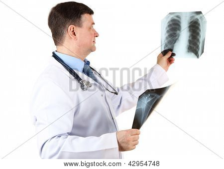 Docteur en médecine analyse radiographie isolé on white