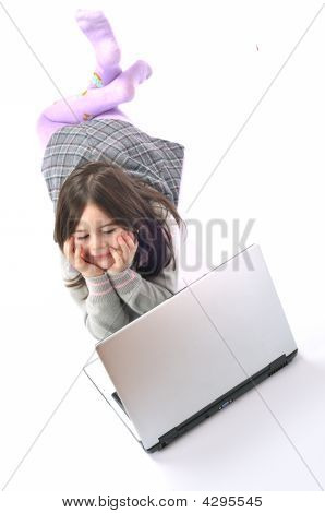 Kind mit laptop