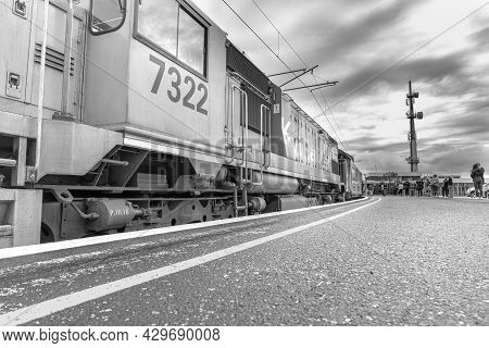 Hamilton New Zealand - July 26 2021; Kiwi Rail Northern Explorer Tourist Train 7322 Stopped At Frank