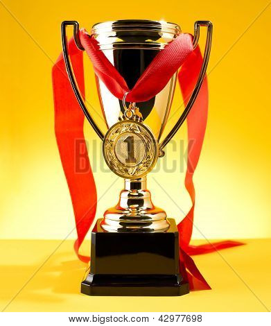 Copa y medalla