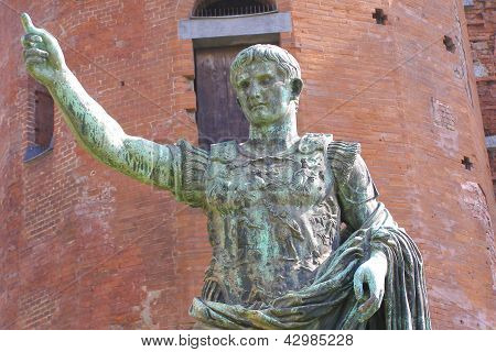 Romeinse standbeeld