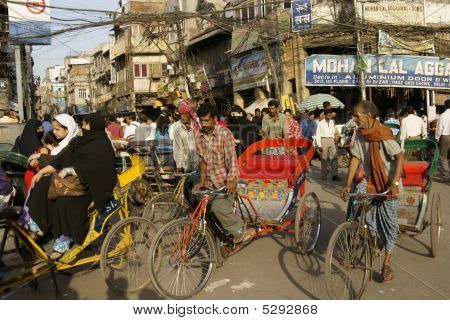 Ciclo risciò nella vecchia Delhi