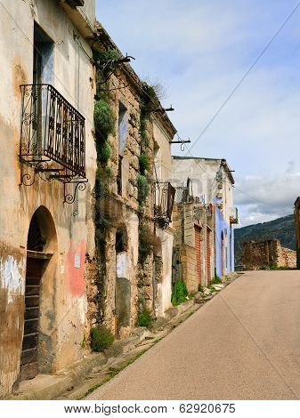 Old Osini