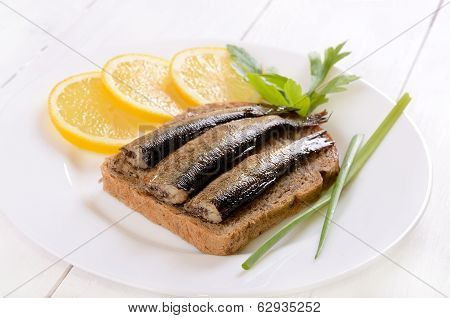 Sprats Sandwich