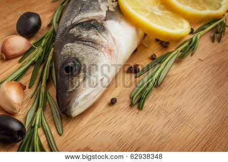 Sea Bass With Vegetables And Lemon