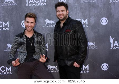 LAS VEGAS - APR 6:  Colton Swon, Zach Swon, The Swon Brothers at the 2014 Academy of Country Music Awards - Arrivals at MGM Grand Garden Arena on April 6, 2014 in Las Vegas, NV