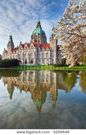 Neus Rathaus Hannover, nowy ratusz miasta