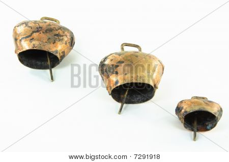 Trois tailles de cloches de Cooper.