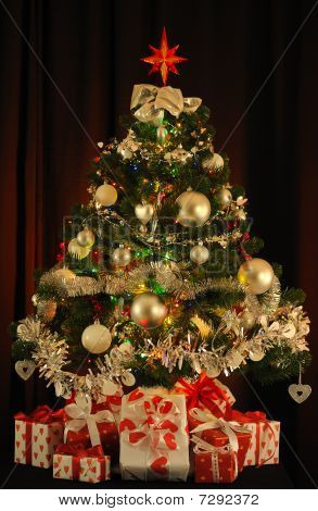 Árbol de Navidad decorado