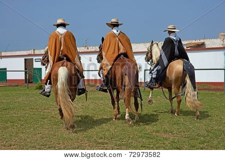 Tres Hombres
