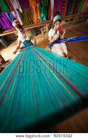 Two Kayan Lahwi Girls are Weaving.