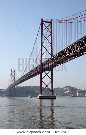 25 De Abril Bridge, Lisabon