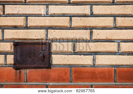 Finishing Bricks Wall With Ashpit Door