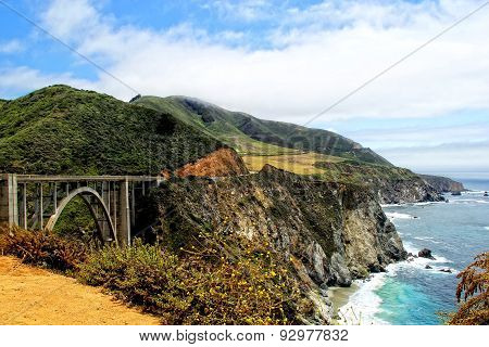view from bixby bridge big sur