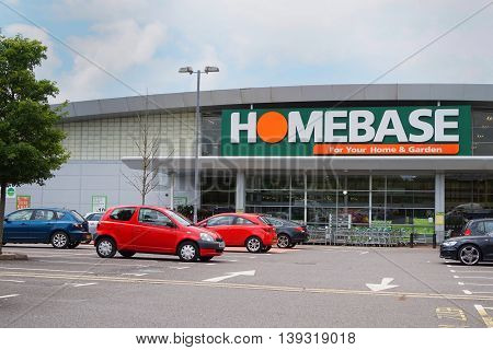 Basingstoke, Uk - July 20, 2016: Entrance And Car Park Of The Homebase Diy Home Improvement Store