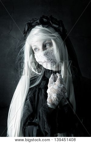 Widow