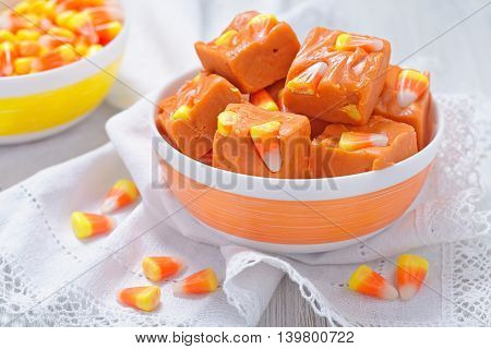 Delicious butterfinger fudge with candy corn and peanut butter