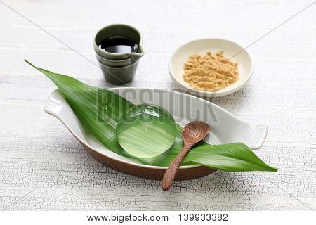 water cake, raindrop cake, mizu shingen mochi, homemade japanese summer dessert