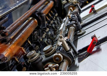 Printer lithography cylinder machine in a printing factory