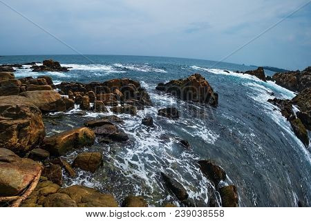 Example Of Incorrct Work Of Rolling Shutter In Photo Camera. Distortion Of Ocean Photo. Curved Skyli