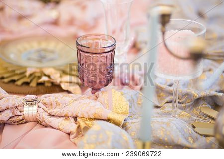 Beautiful European Wedding Table Decoration And Flowers With Vintage Style