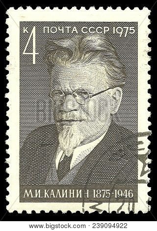 Ussr - Circa 1975: Stamp Printed By Ussr, Color Edition On Famous People, Shows Birth Centenary Of S