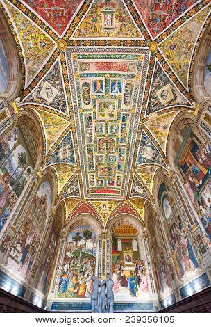 Siena, Italy - August 24, 2012: The Piccolomini Library With  Frescos  By Pinturicchio