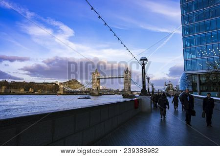 London , Uk - March 21 2018. Commuters And Tourists On Walkway Near The Tower Bridge At Rush Hour. L
