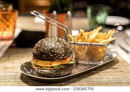 Hamberger with fries fast food