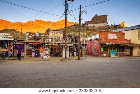 Oatman, Arizona, Usa - December 28, 2017 : Gif Shops In Oatman On The Historic Route 66. This Former